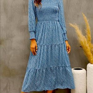 Maggeer Long Sleeve Smocked Bodice & Cuffs Boho Floral Tiered Midi Dress/Blue/M